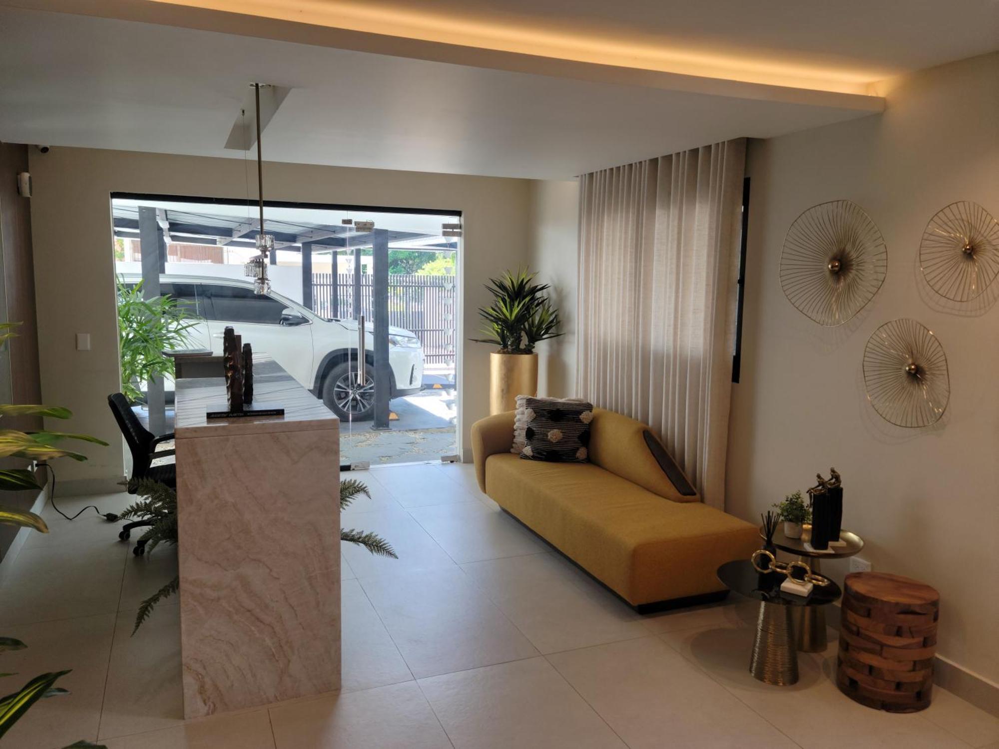 Luxury Apartment Downtown Сантьяго-де-лос-Кабальерос Экстерьер фото